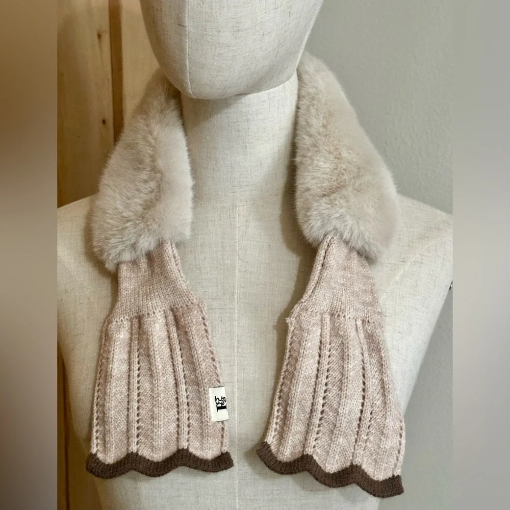 NWOT Beige Brown Faux Fur Knit Scarf Collar Neck Warmer